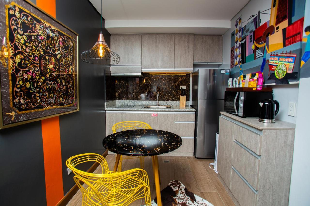 Hotel Unwnd Flats Makati City Zewnętrze zdjęcie